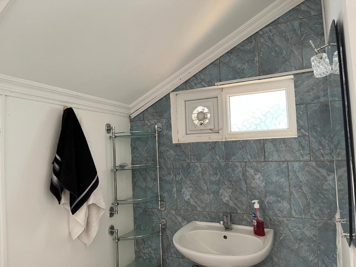 Guest House Lulu Barisakho المظهر الخارجي الصورة